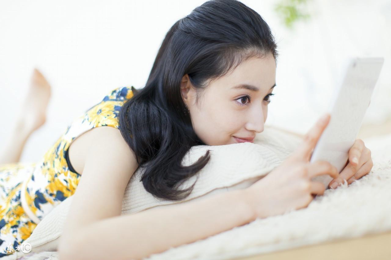 如何让男人得劲（10招让男人拜倒在你身下）