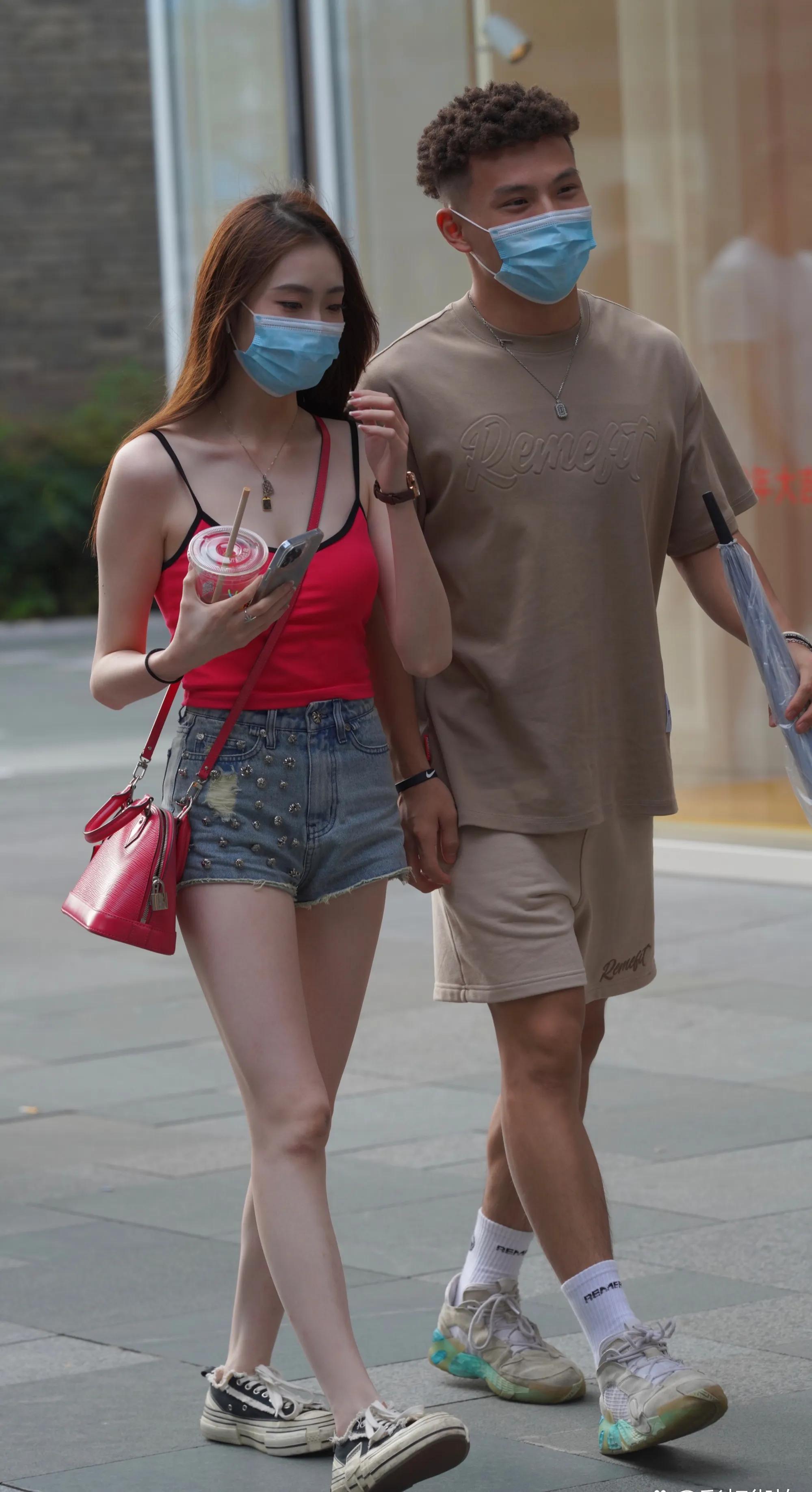 如何应对老婆的出轨（解决妻子或女朋友出轨的方法）