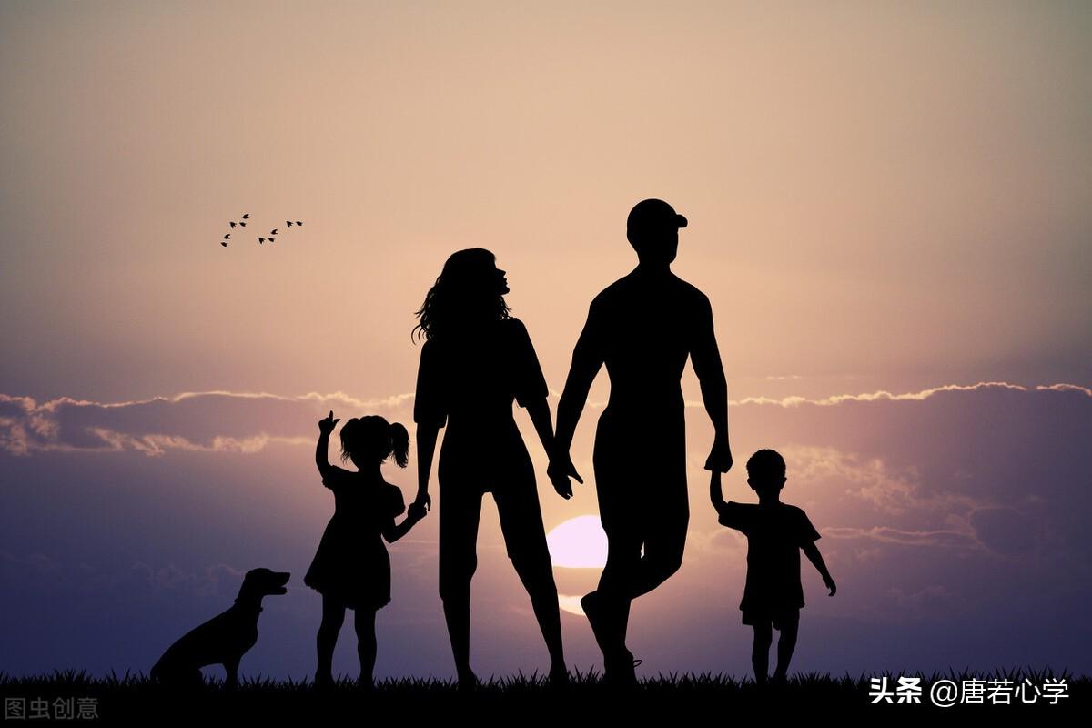 怎样保持新鲜感情侣（如何让感情保持新鲜感）