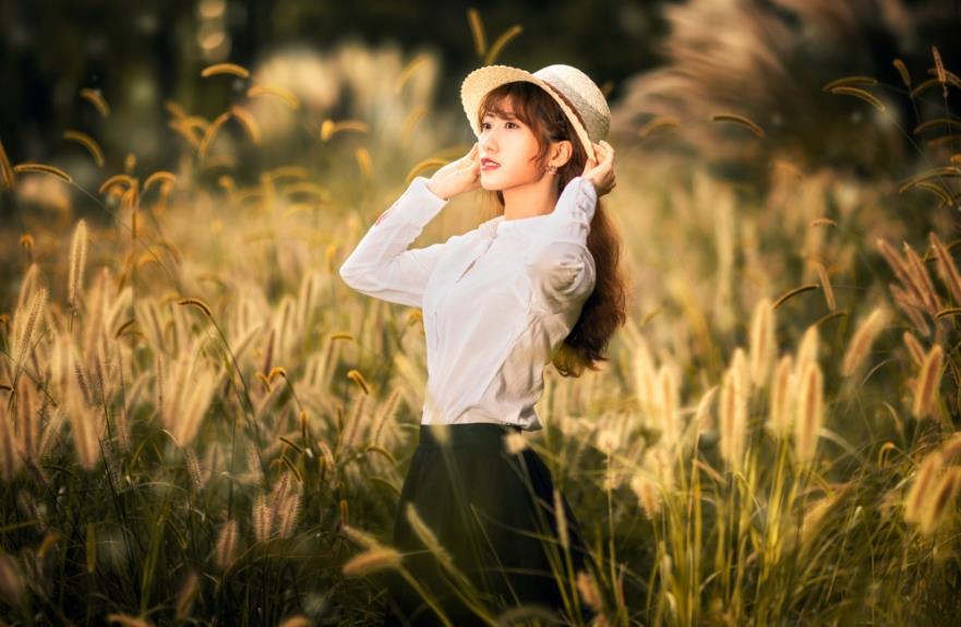 高情商回复软件有哪些（跟女生聊天找不到话题怎么办？）