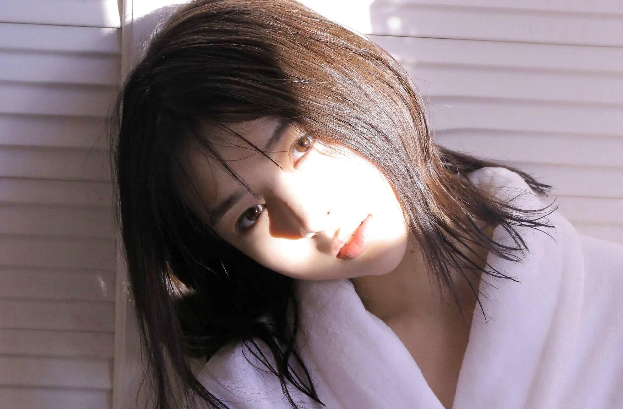 怎么追回已经分手的女朋友微信（怎么追回已经分手的女朋友？）