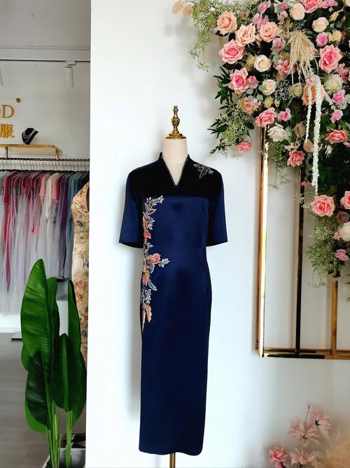 婆婆穿语我衣服怎么办视频,婆婆穿我的衣服,视频还上了热搜