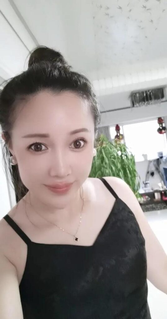 中年妇女梦见有人介绍男友