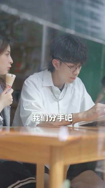 女朋友要跟我分手怎么办,应对分手危机,重燃感情火花