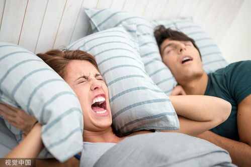 老公打呼噜睡不着怎么办,老公打呼噜,如何让你安心入眠?”