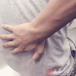 老公腰疼怎么办,老公腰疼的成因与缓解策略”