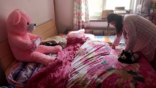 女朋友小腹疼怎么回事,揭秘女朋友不适之谜