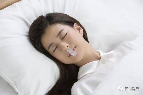 老公打鼾声音大怎么办,如何应对老公打鼾声音大的困扰