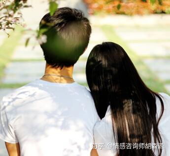 男生提出分手还能挽回吗,能否挽回他的爱意?