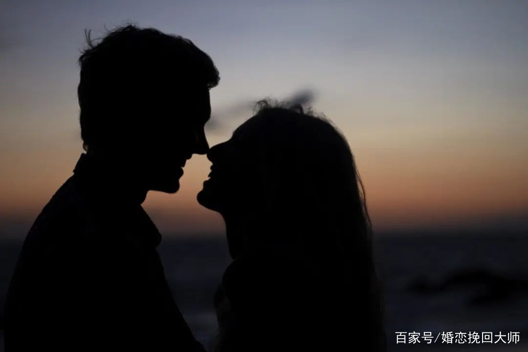姐弟恋分手了（姐弟恋遭分手这两点能挽回）